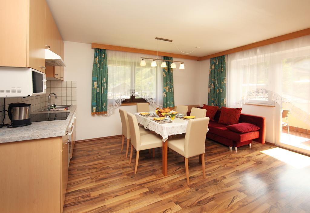 Landhaus Weiss Apartment Maishofen Cameră foto